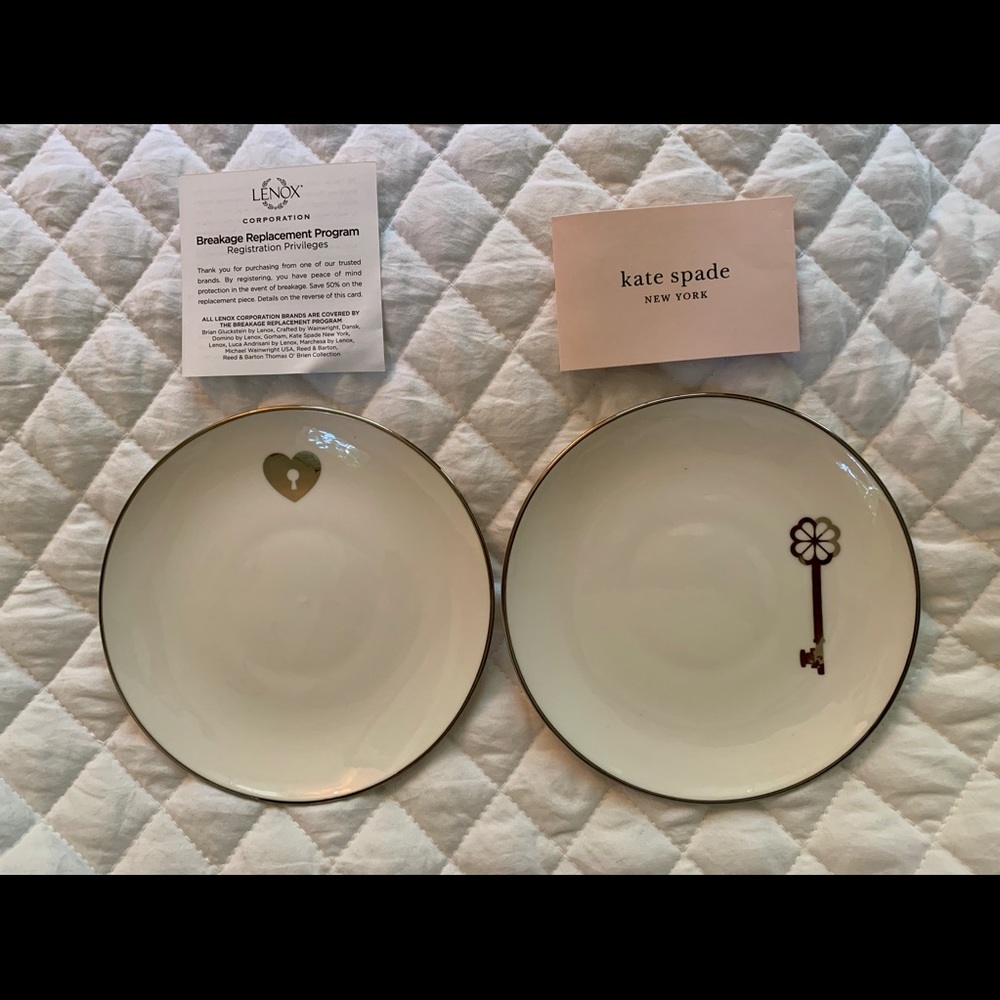 NIB Kate Spade Key Court Tidbit Plates Set (2) - Picture 2 of 7